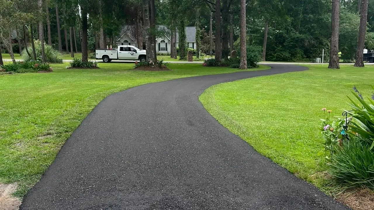 Asphalt paving contractor in Folkston, GA