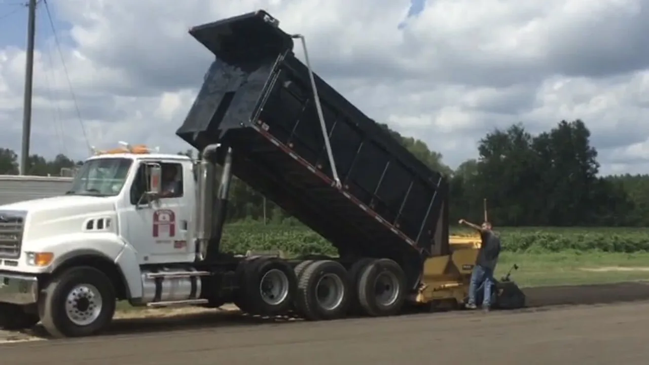 Asphalt paving contractor in Jesup, GA